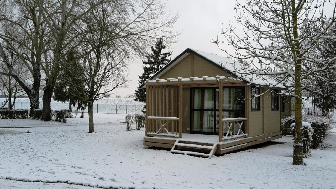 Camping Onlycamp Tours Val De Loire Saint-Avertin Buitenkant foto