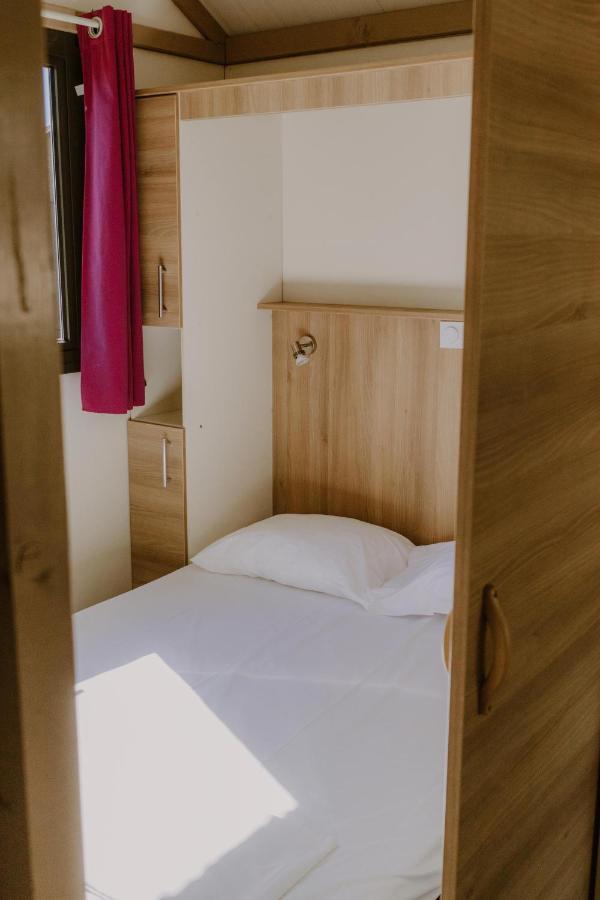Camping Onlycamp Tours Val De Loire Saint-Avertin Buitenkant foto