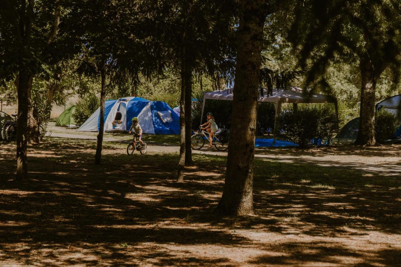 Camping Onlycamp Tours Val De Loire Saint-Avertin Buitenkant foto